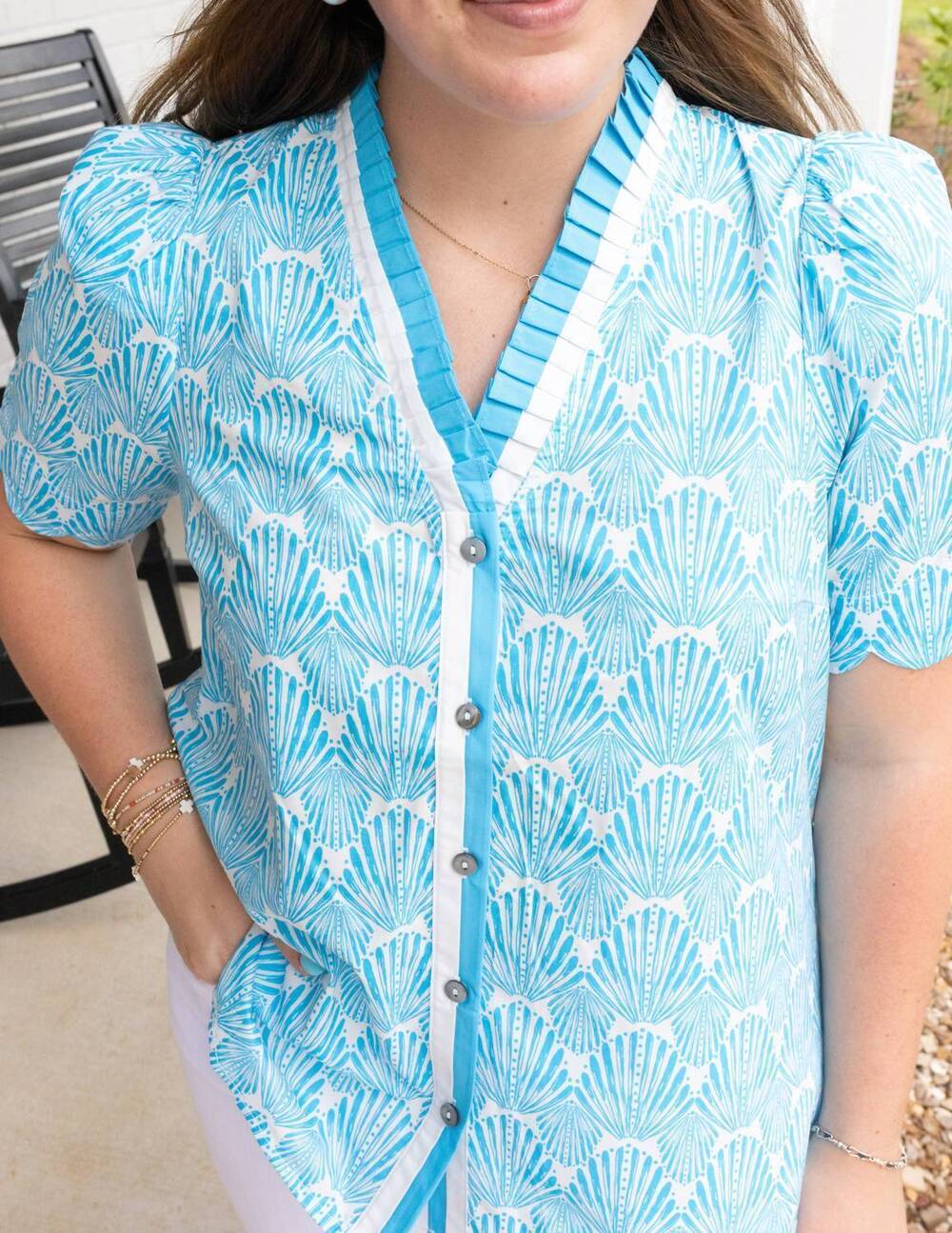 NEW ENTRO coastal breeze top in light blue